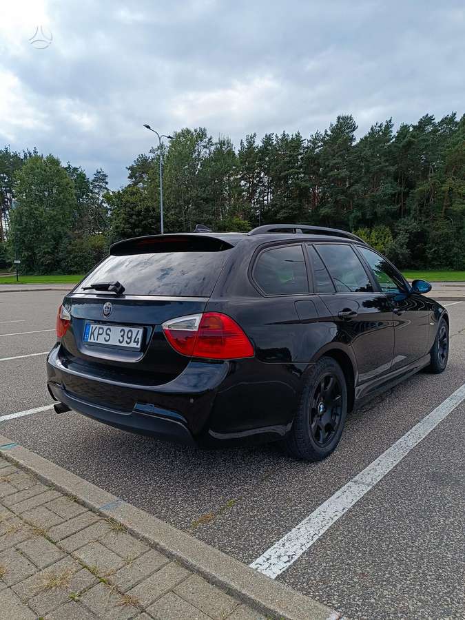 BMW 320 2007 — photo 5