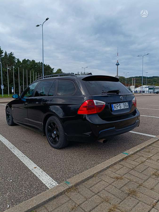 BMW 320 2007 — photo 7