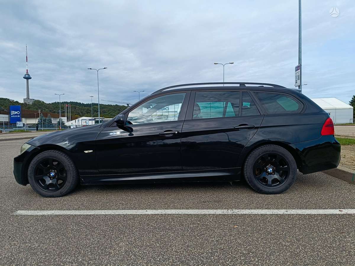 BMW 320 2007 — photo 8