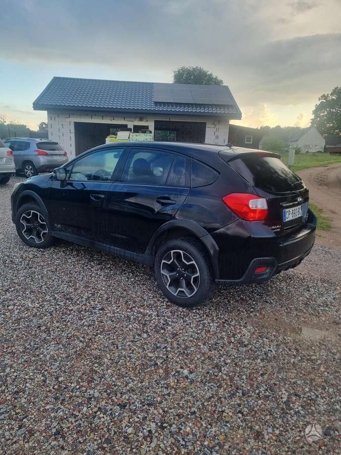 Subaru XV 2012 — rear view