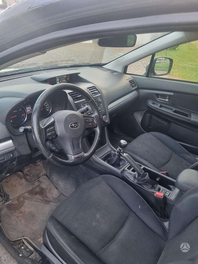Subaru XV 2012 — photo 5