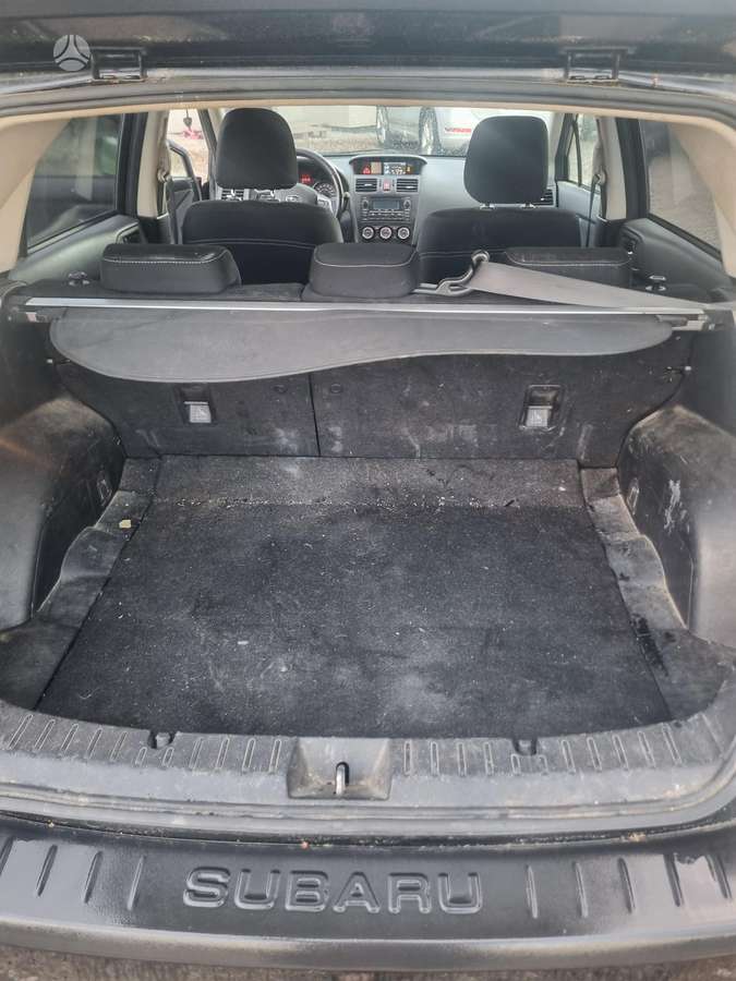Subaru XV 2012 — photo 8