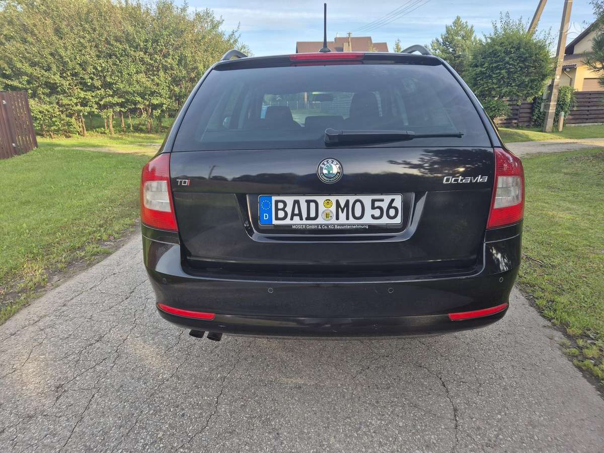 Skoda Octavia 2011 — photo 7