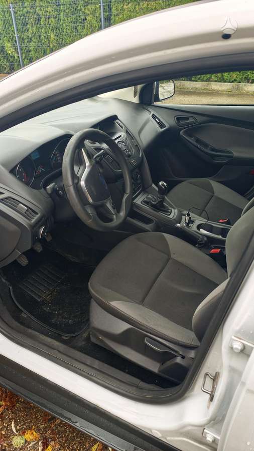 Ford Focus 2014 — фото 10