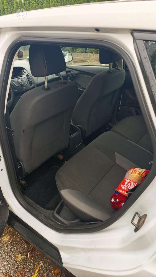Ford Focus 2014 — фото 11