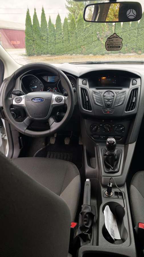 Ford Focus 2014 — фото 15