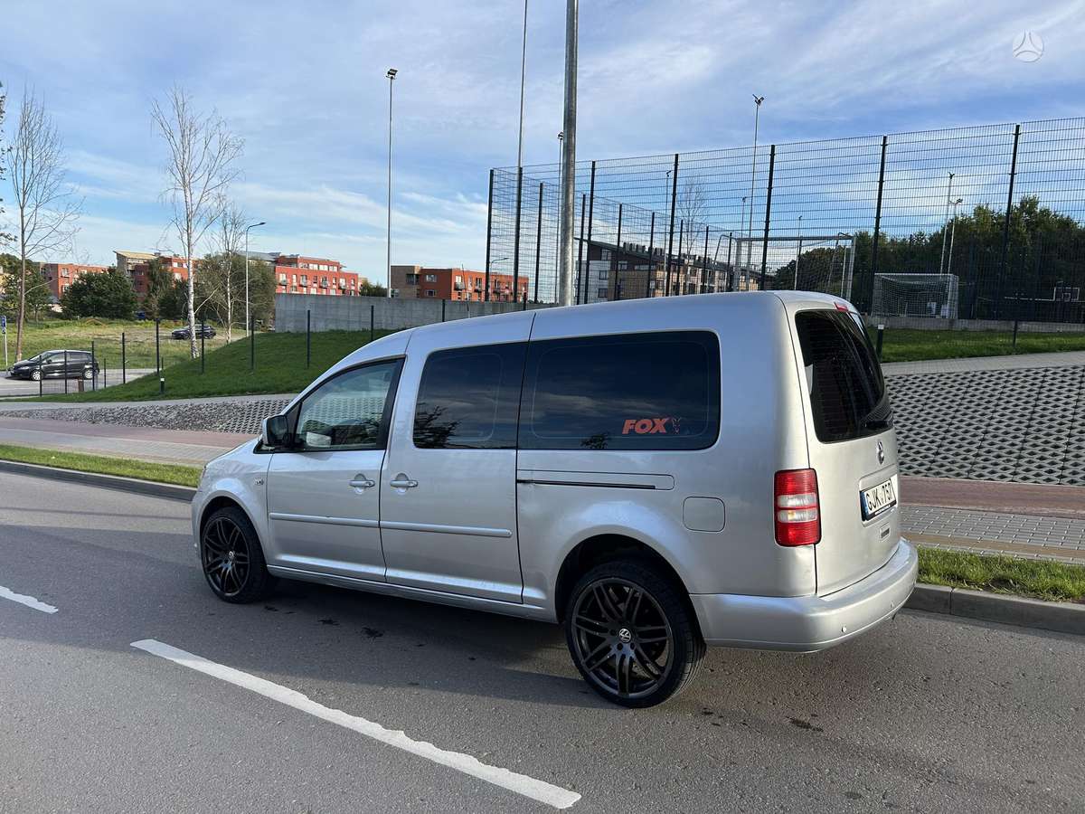 Volkswagen Caddy 2011 — engine 1598 cm³, 102 HP (75kW)