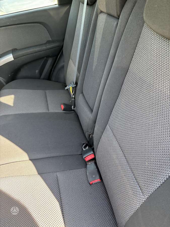 Kia Sportage 2009 — photo 11