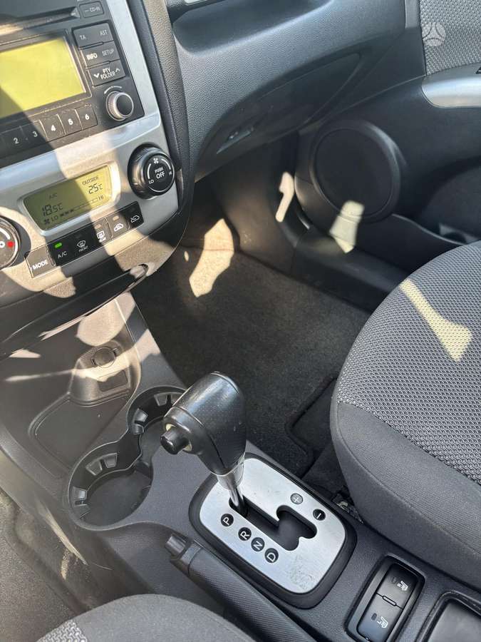 Kia Sportage 2009 — photo 16