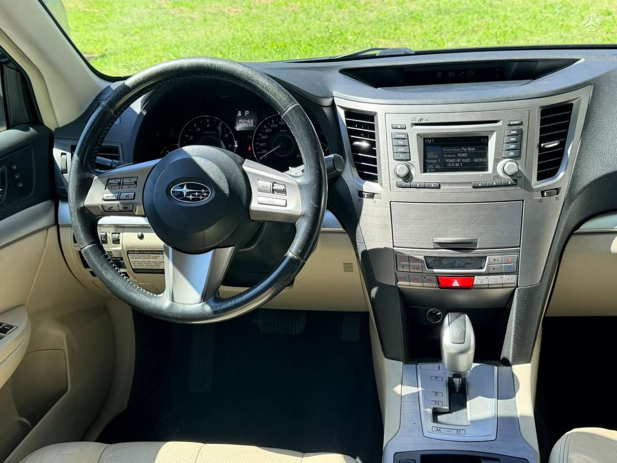 Subaru Outback 2012 — фото 11