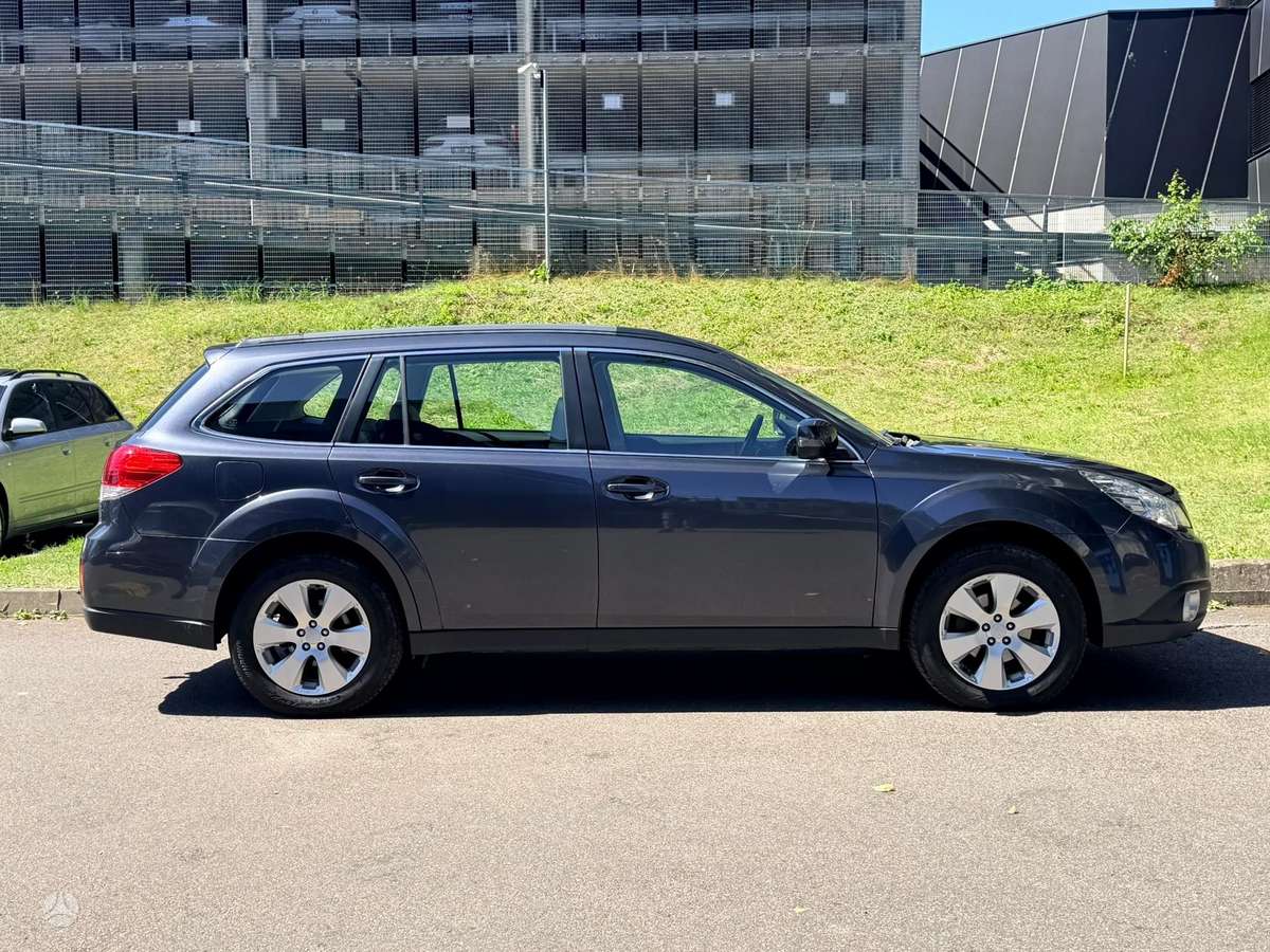 Subaru Outback 2012 — фото 5