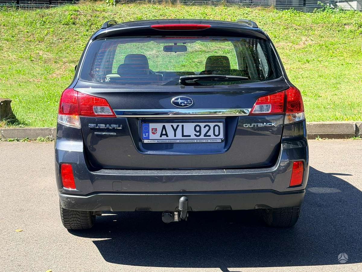 Subaru Outback 2012 — фото 6