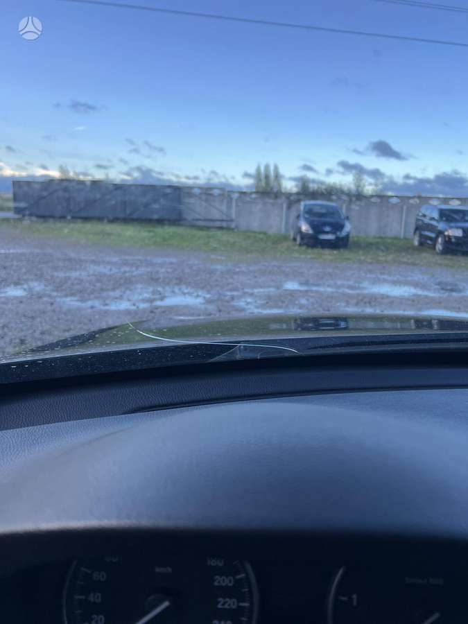 BMW 320 2008 — photo 10