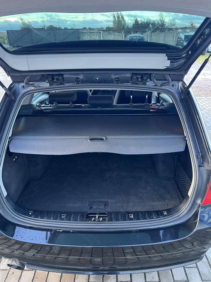 BMW 320 2008 — photo 11