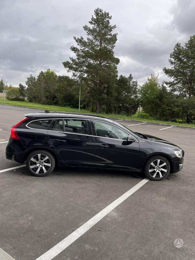 Volvo V60 2013 — photo 6
