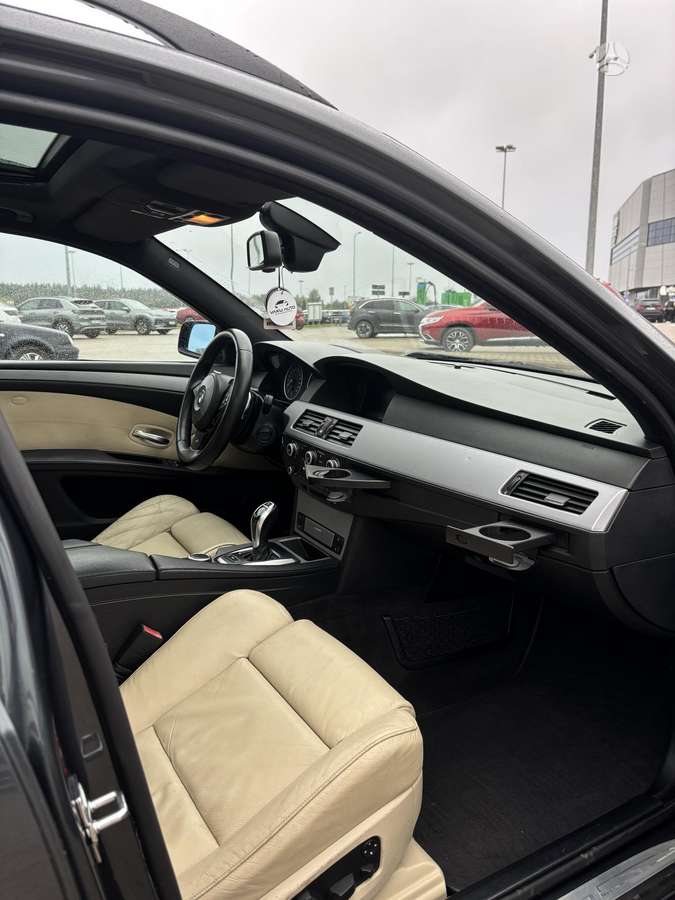 BMW 530 2008 — photo 11