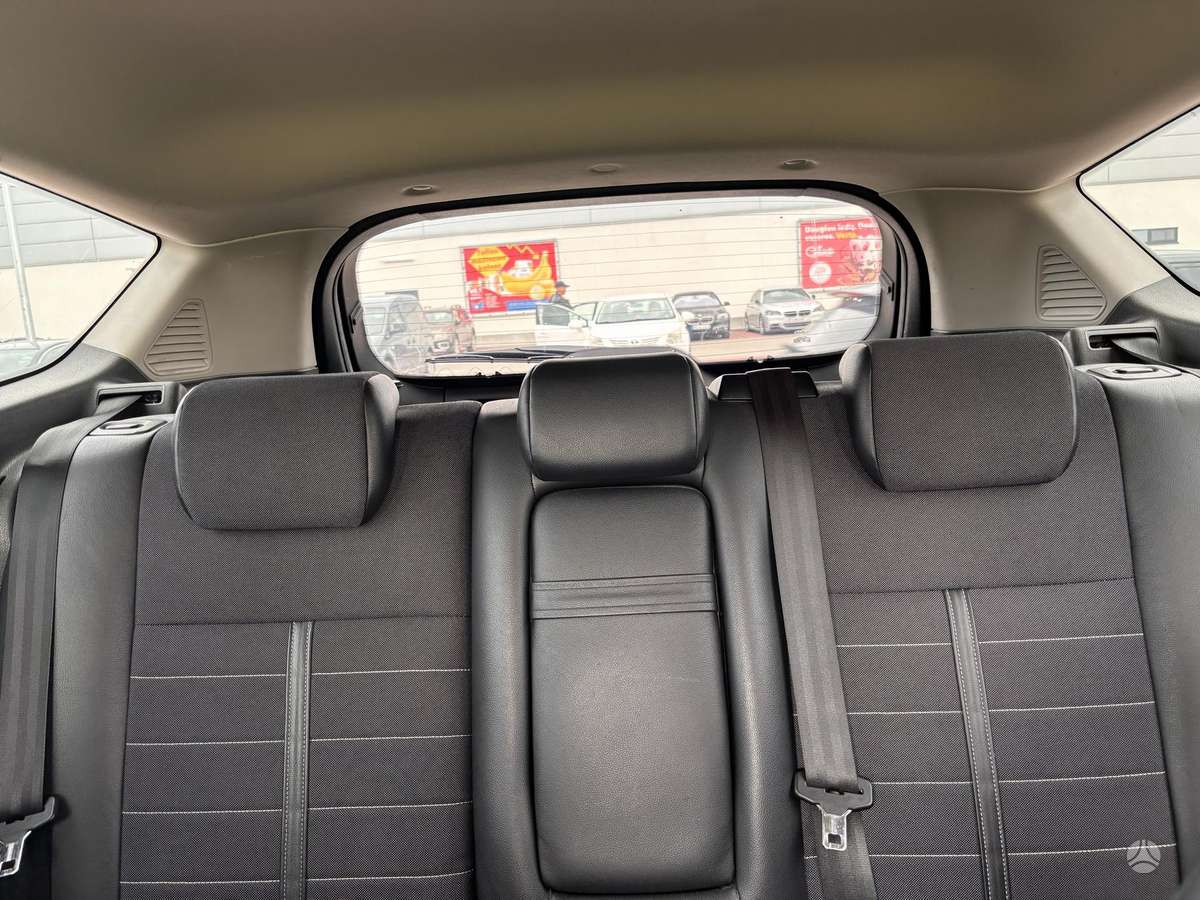 Ford Kuga 2012 — photo 9
