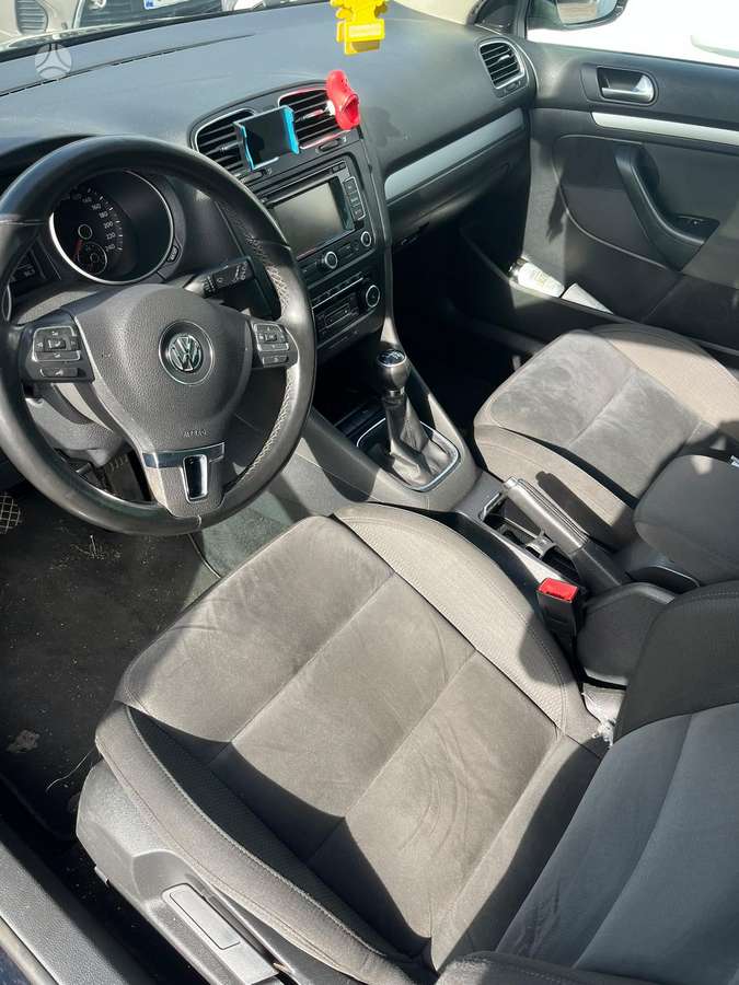 Volkswagen Golf 2011 — photo 5