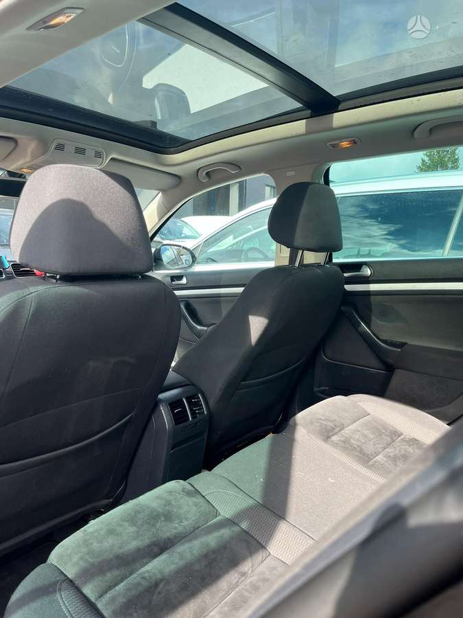 Volkswagen Golf 2011 — photo 8
