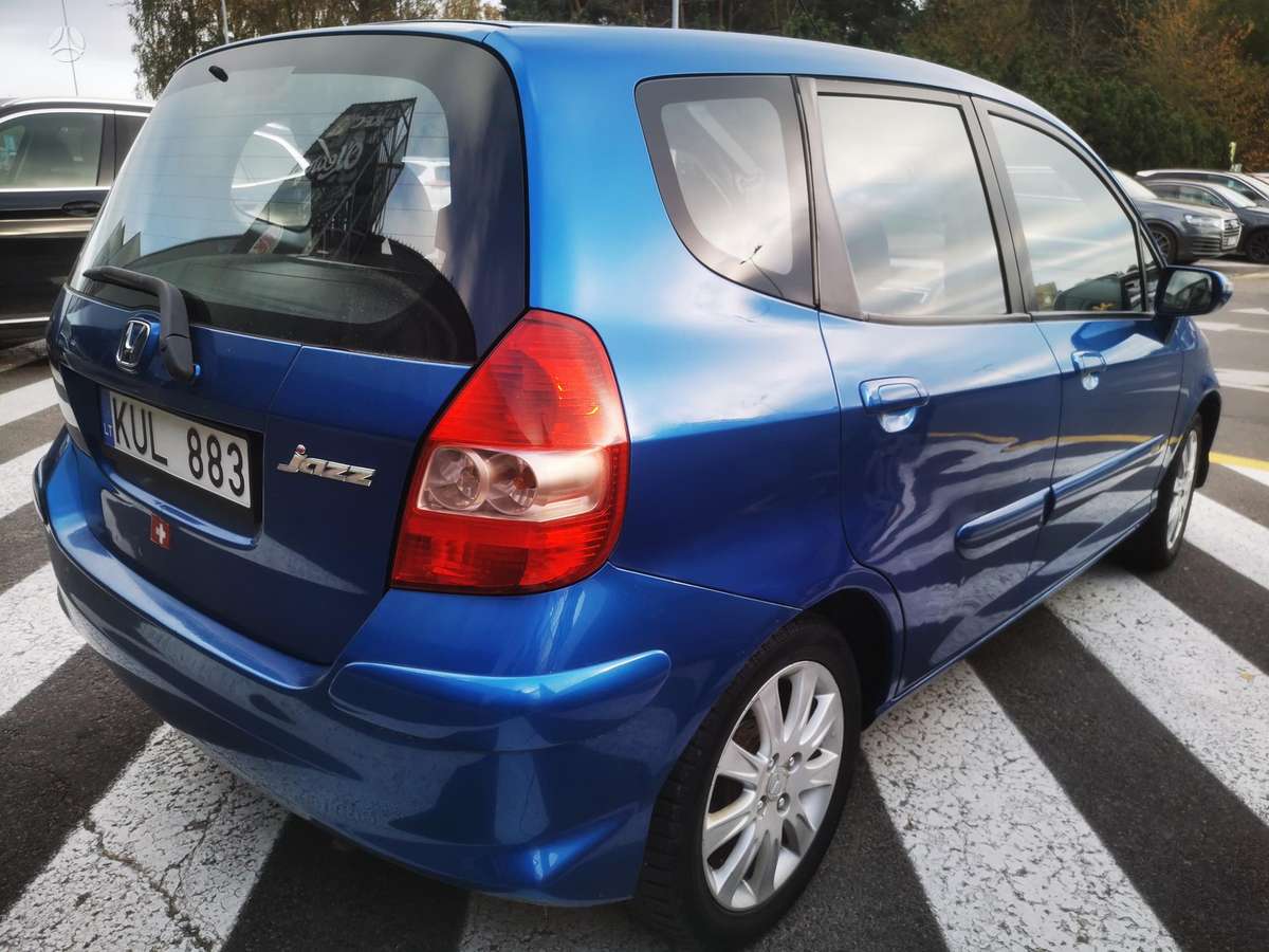 Honda Jazz 2005 — photo 17