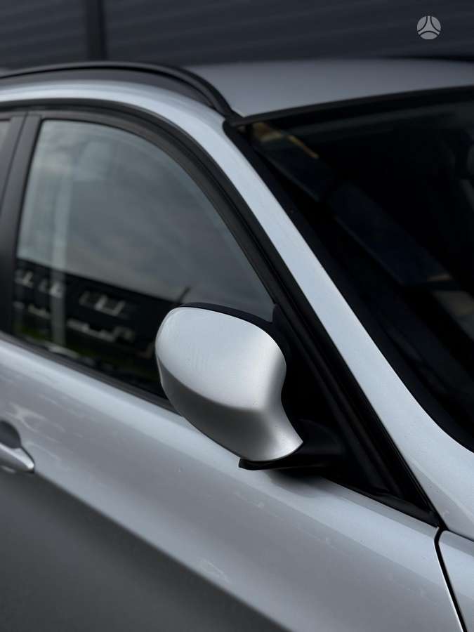 BMW 320 2012 — photo 16