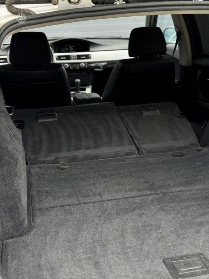 BMW 320 2012 — photo 19