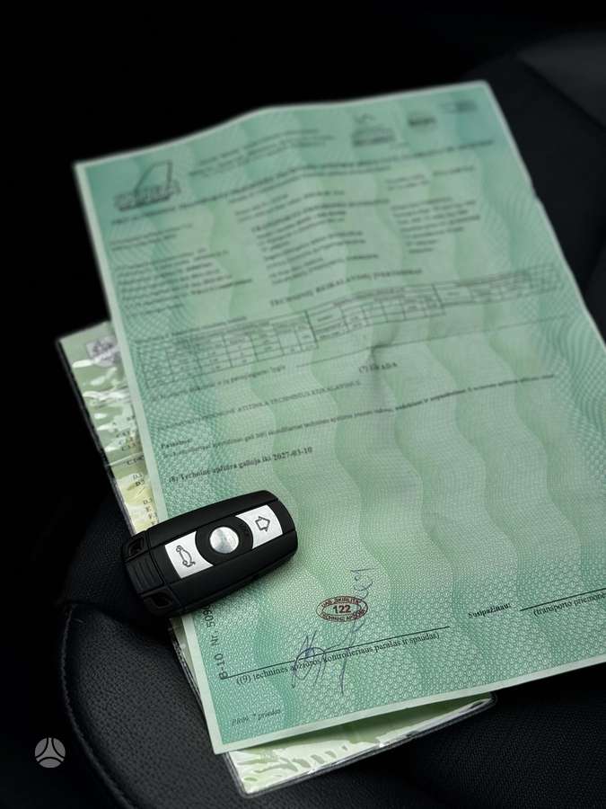 BMW 320 2012 — photo 20