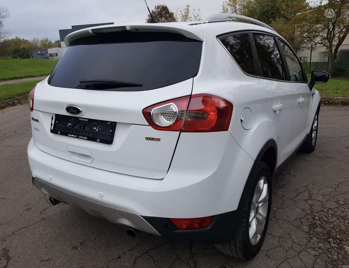 Ford Kuga 2011 — двигун 1997 cm³, 140 HP (103kW)