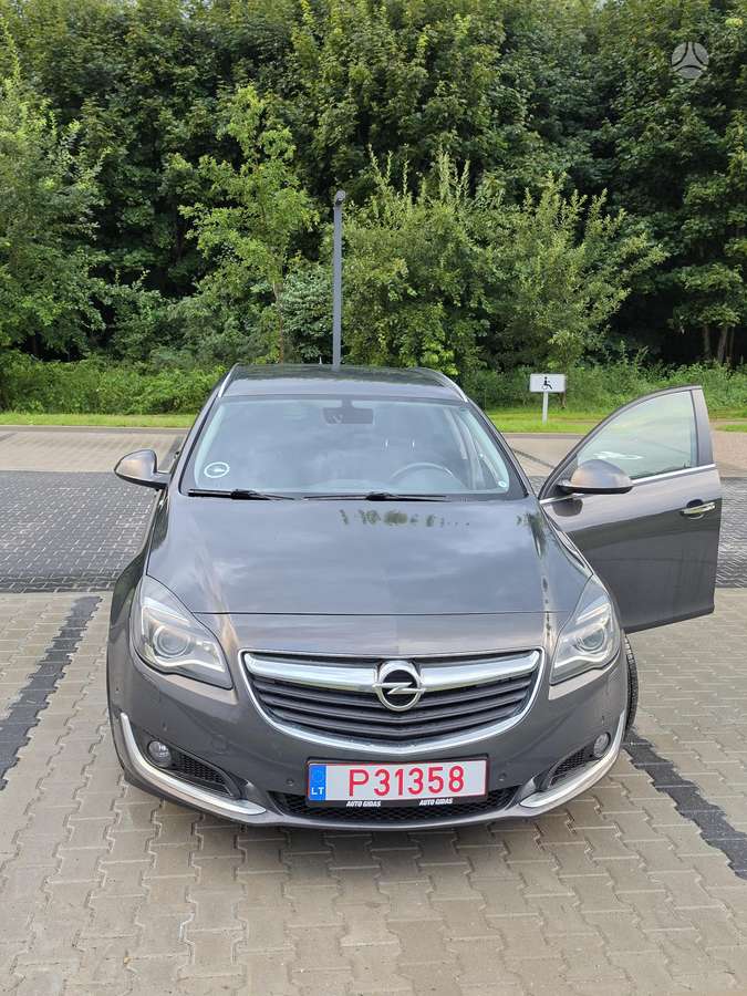 Opel Insignia 2015 — interior