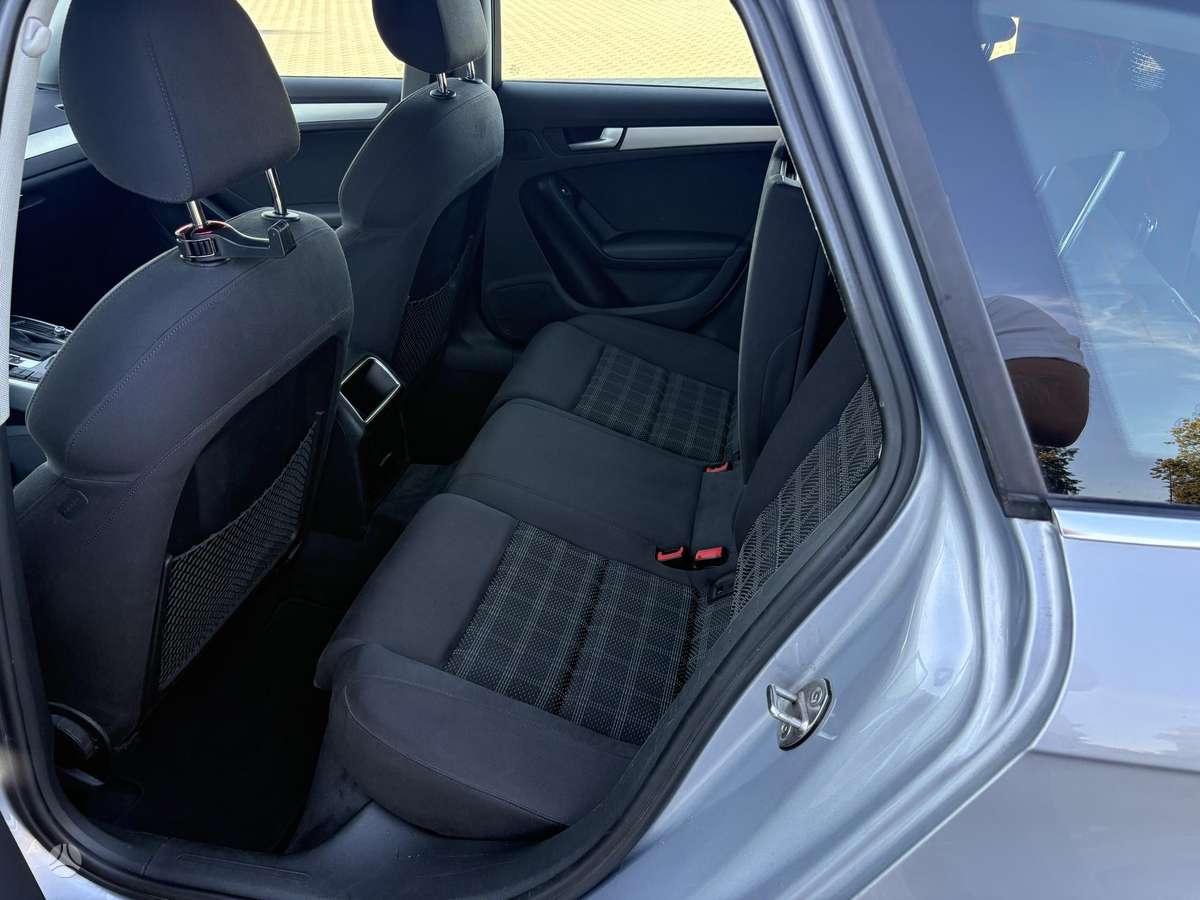 Audi A4 2015 — photo 12