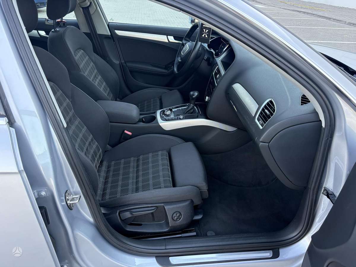 Audi A4 2015 — photo 14