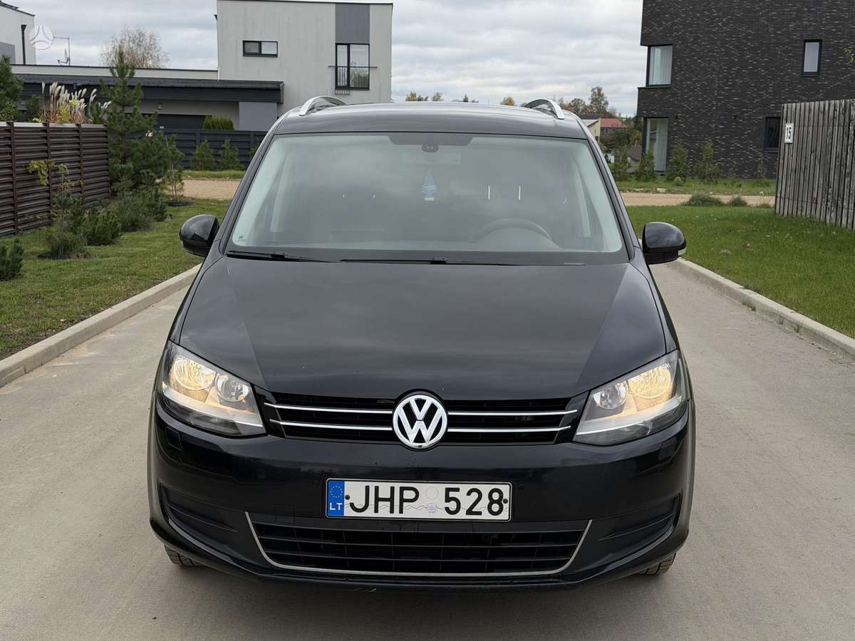 Volkswagen Sharan 2011 — двигун 1968 cm³, 140 HP (103kW)