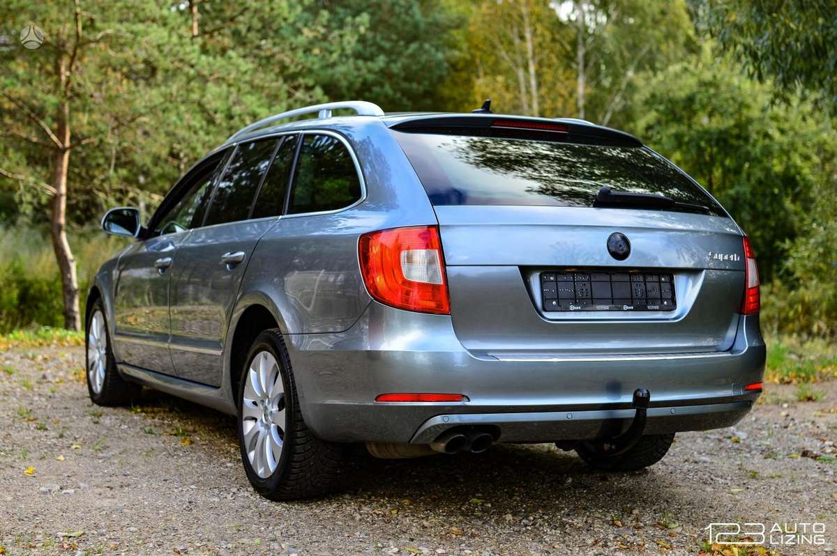 Skoda Superb 2012 — фото 5