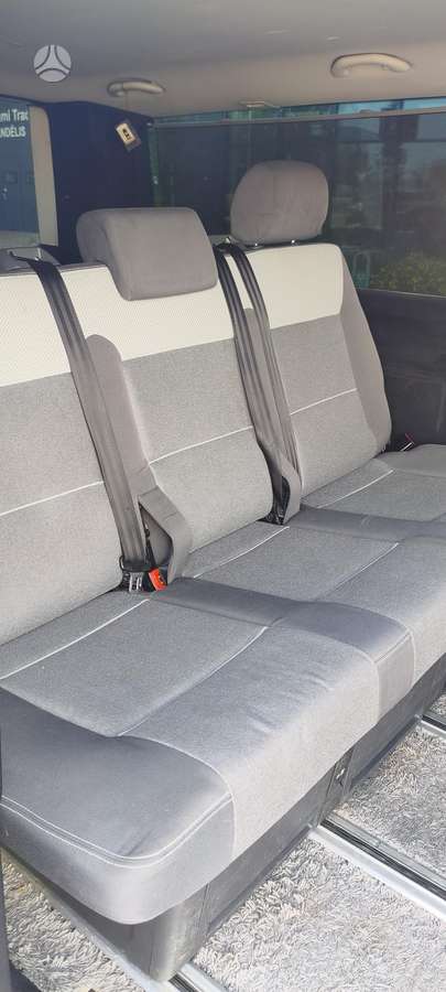 Volkswagen Caravelle 2009 — photo 19