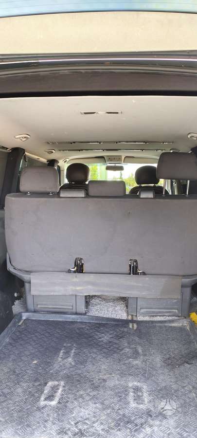 Volkswagen Caravelle 2009 — photo 30