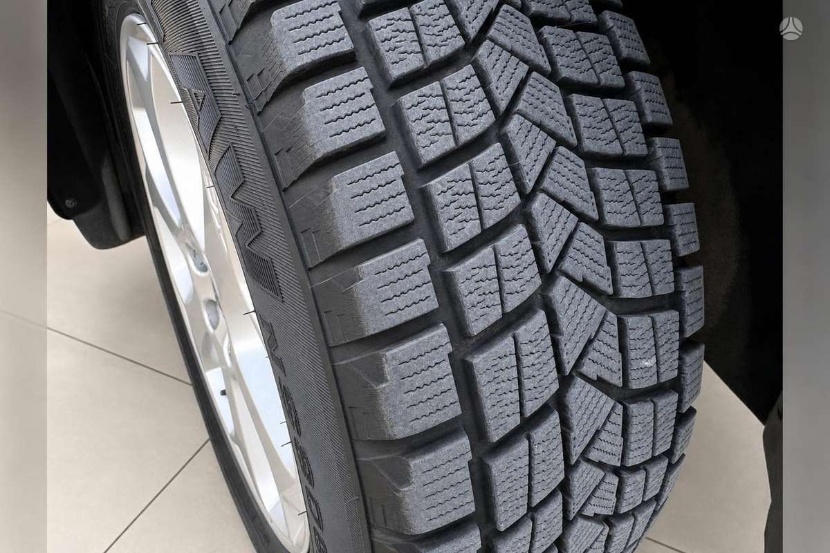 Volvo XC60 2011 — photo 13