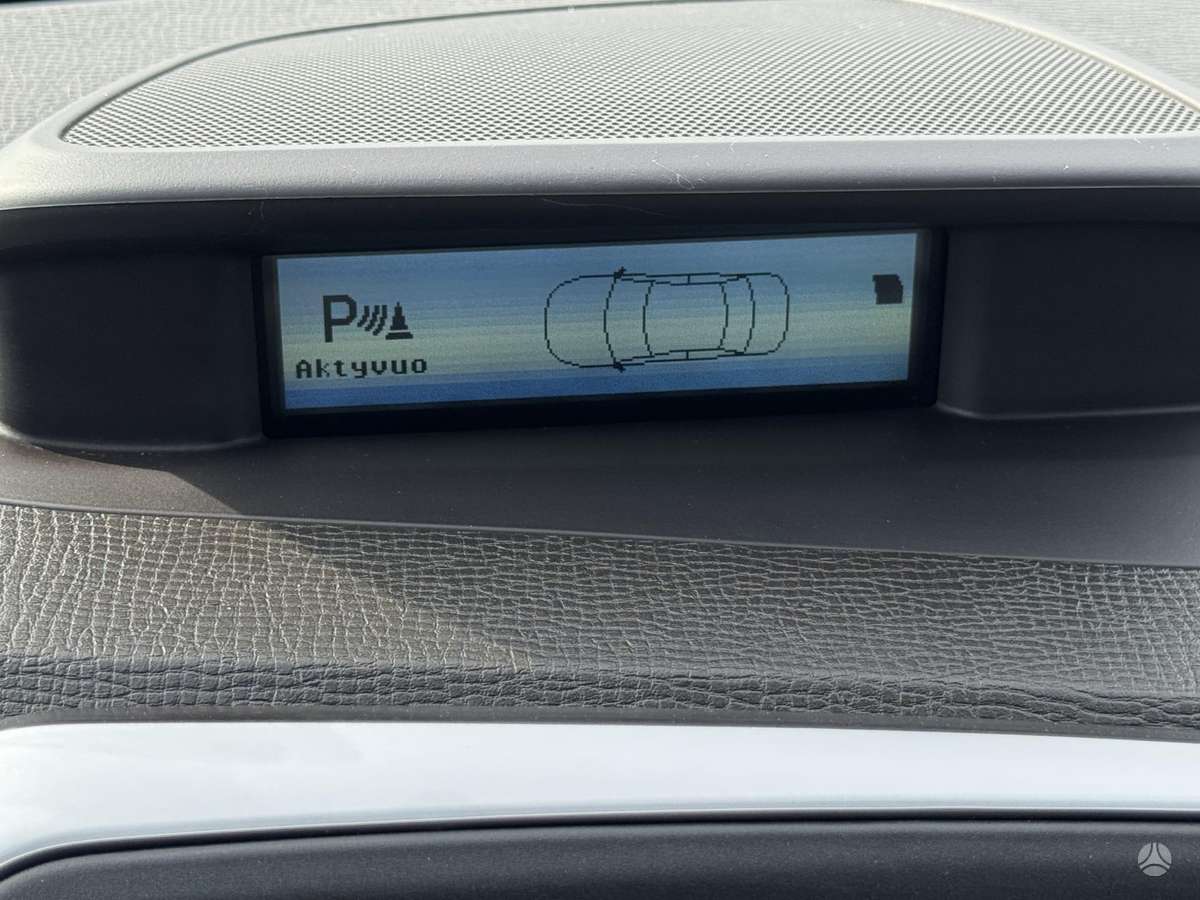 Volvo XC60 2011 — photo 8