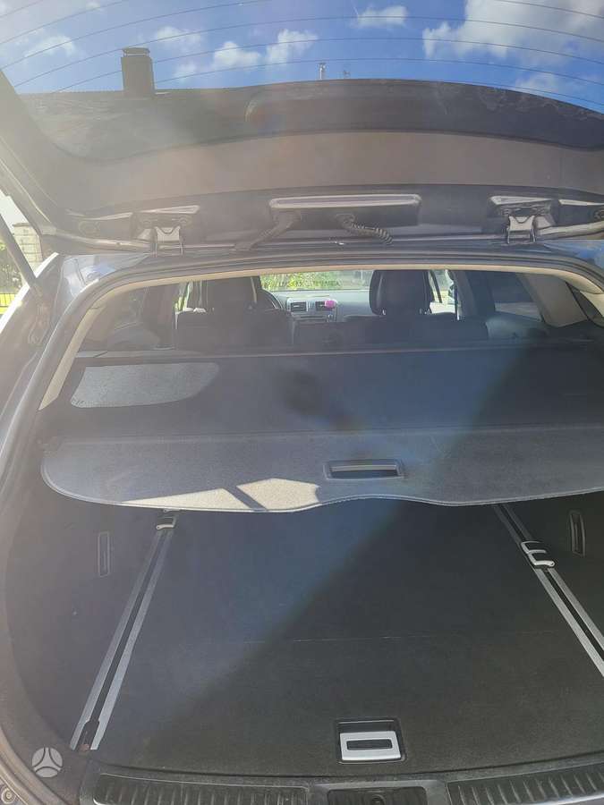 Toyota Avensis 2009 — photo 7