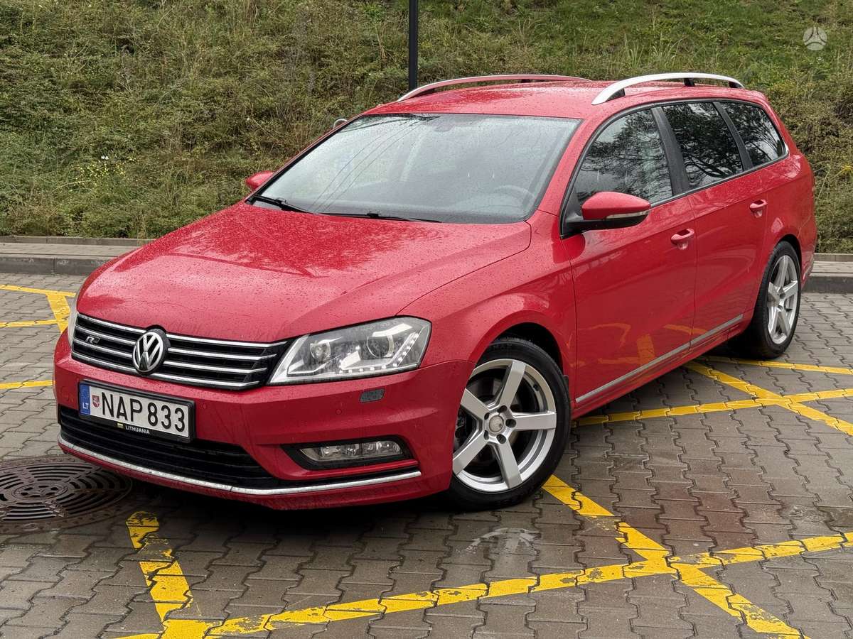 Volkswagen Passat 2014 — interior