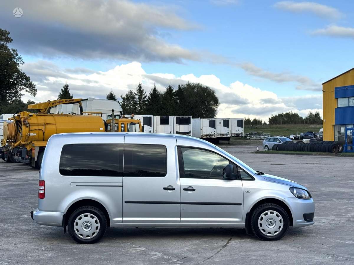 Volkswagen Caddy 2010 — photo 5