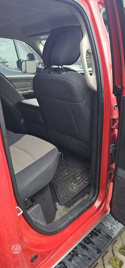 Dodge Ram 2012 — photo 9