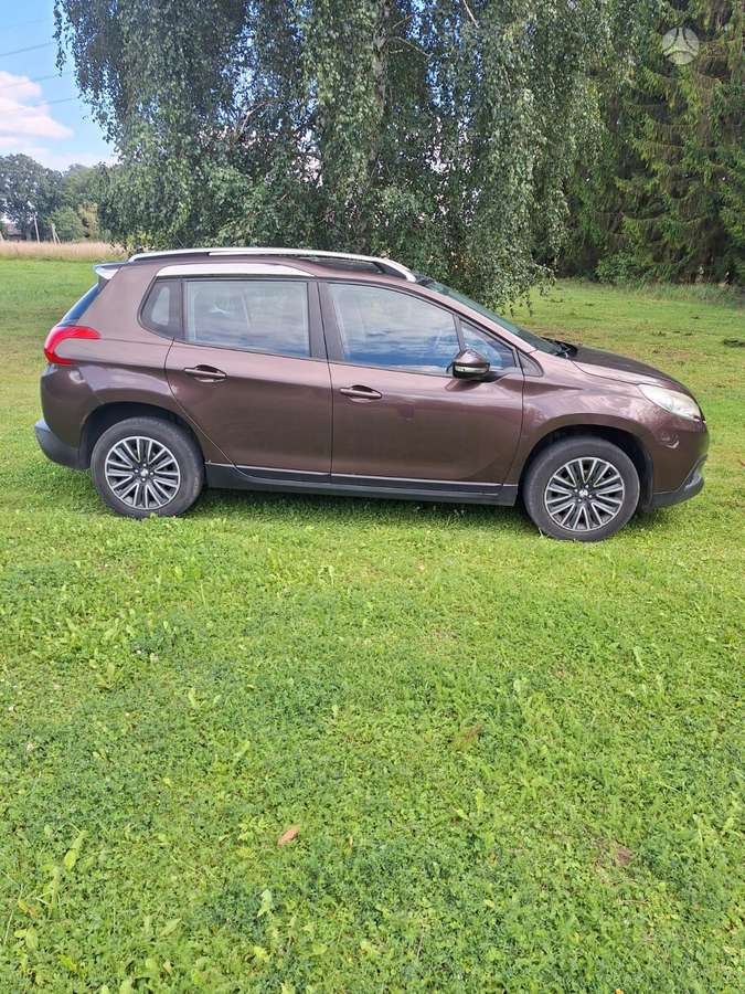Peugeot 2008 2013 — engine 1400 cm³