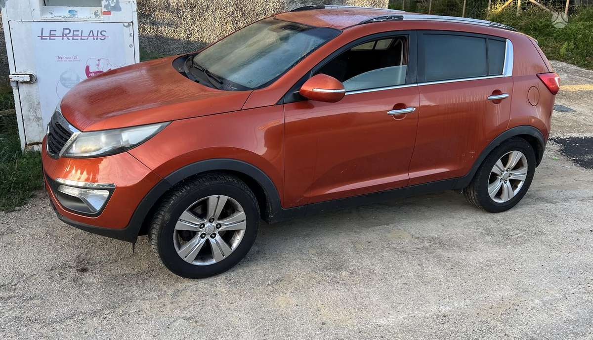 Kia Sportage 2011 — вигляд ззаду