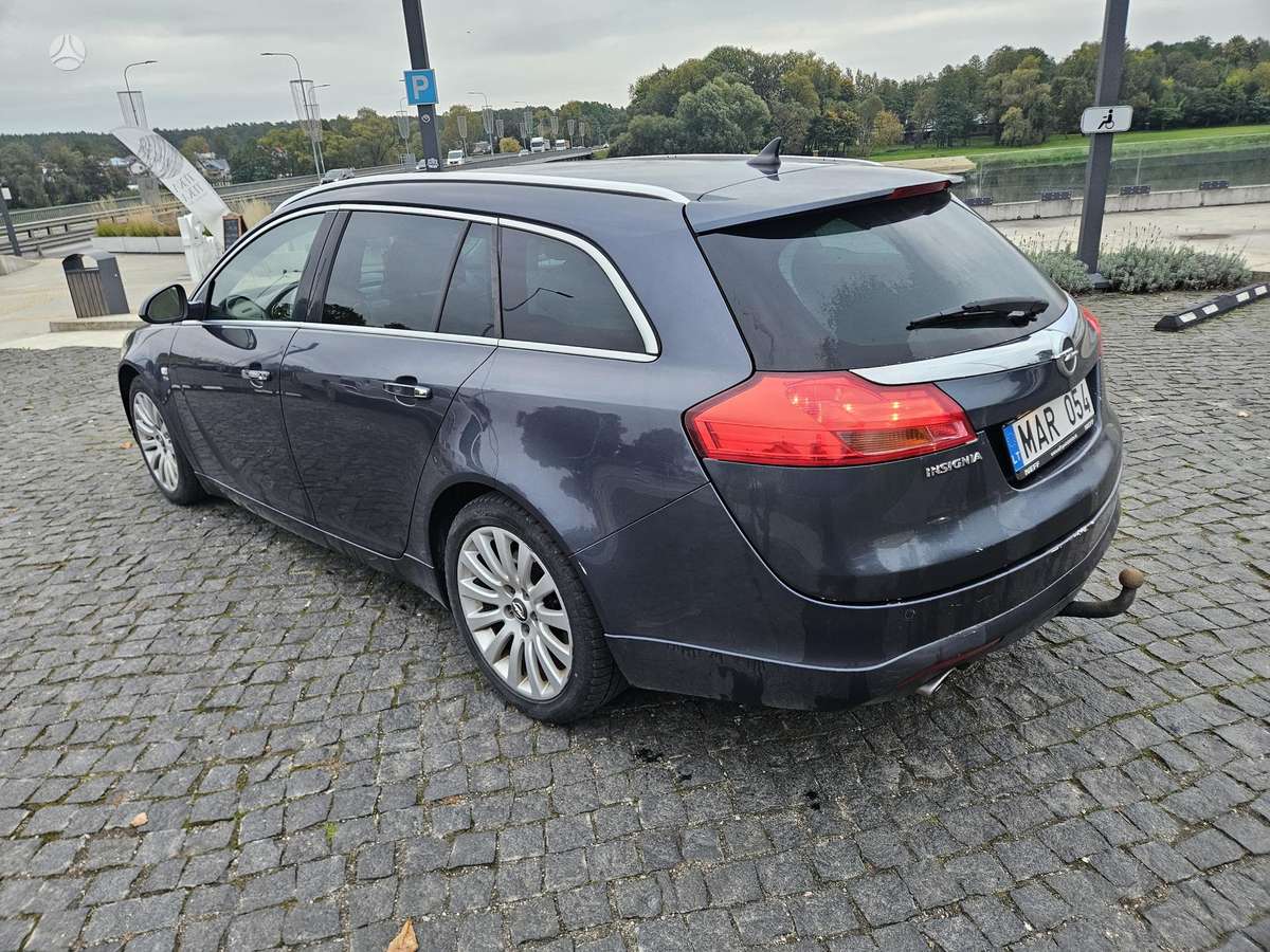 Opel Insignia 2009 — photo 6