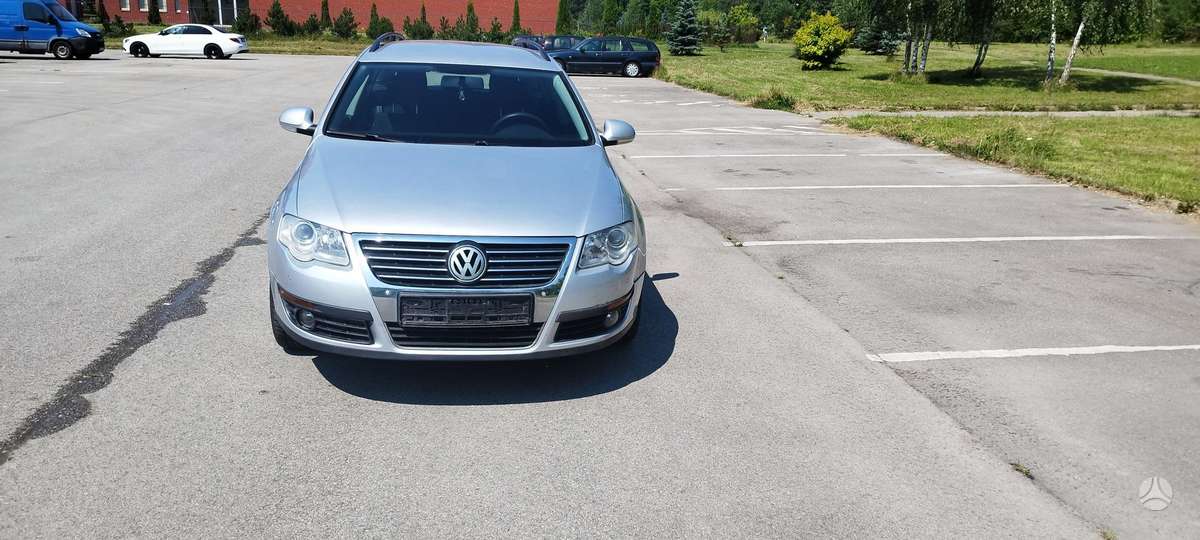 Volkswagen Passat 2010 — photo 5