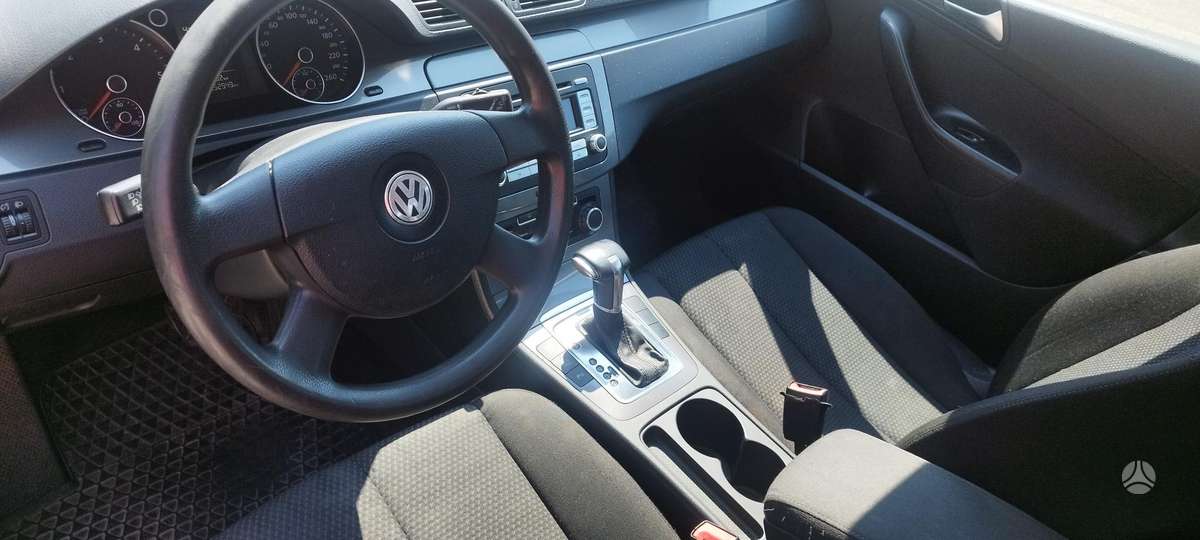 Volkswagen Passat 2010 — photo 6