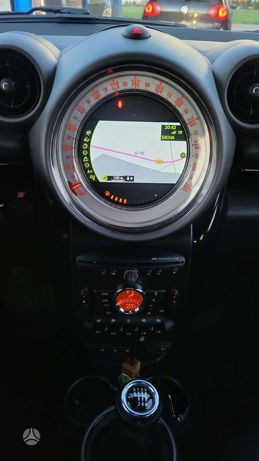 Mini Countryman 2011 — photo 18