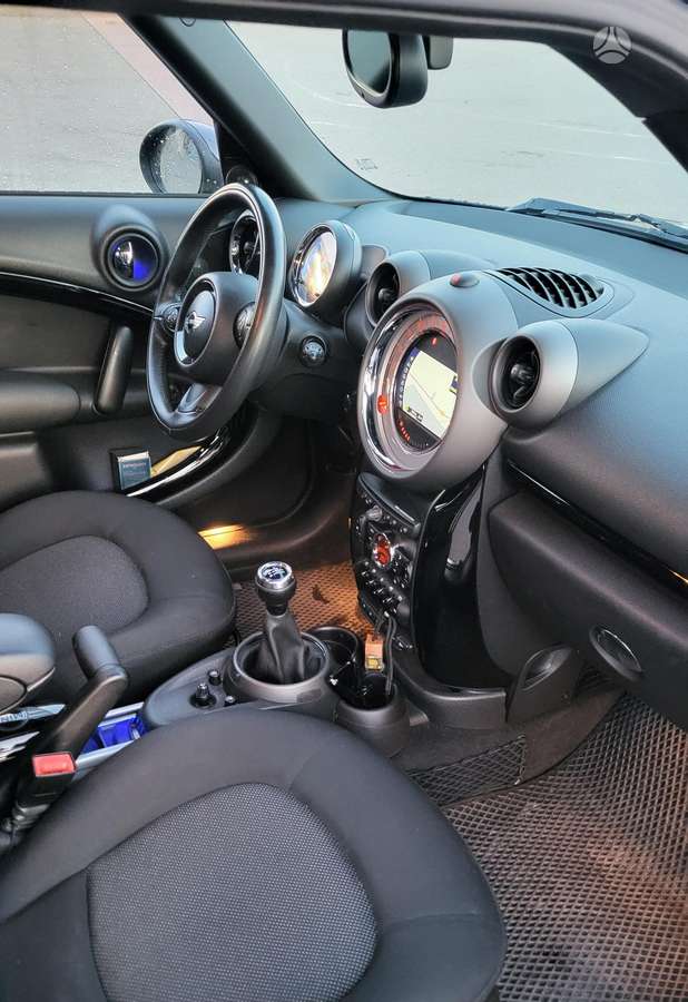 Mini Countryman 2011 — engine 1598 cm³, 90 HP (66kW)
