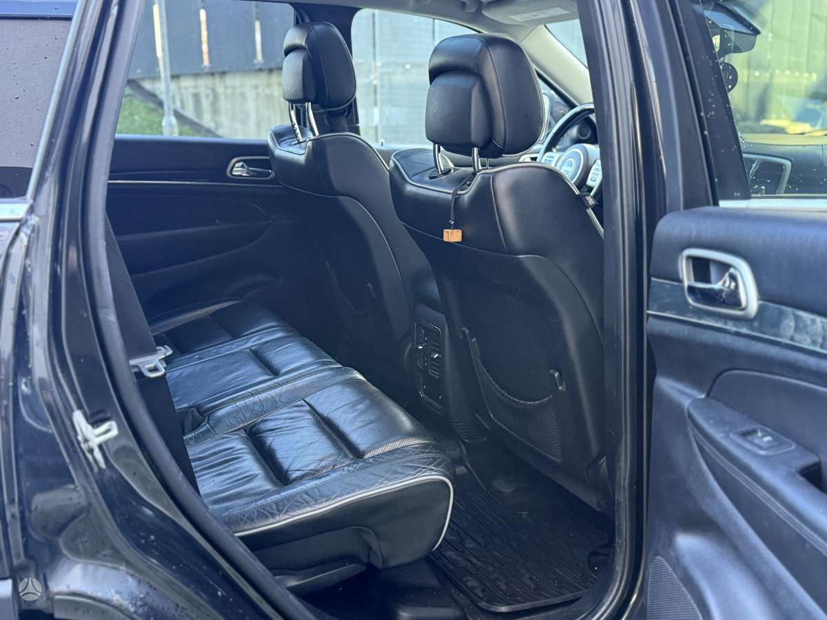 Jeep Grand 2012 — photo 14