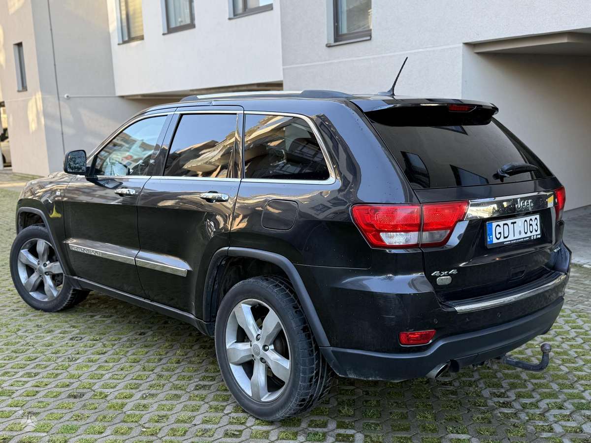Jeep Grand 2012 — engine 3000 cm³, 241 HP (177kW)